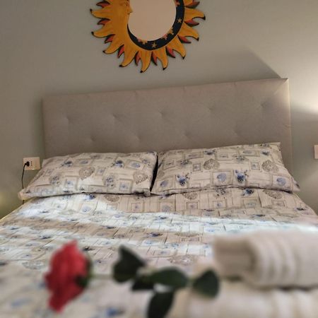Casa Vacanze Buddy La Tua Base Per Visitare Il Mare Delle Cinque Terre Lägenhet La Spezia Exteriör bild