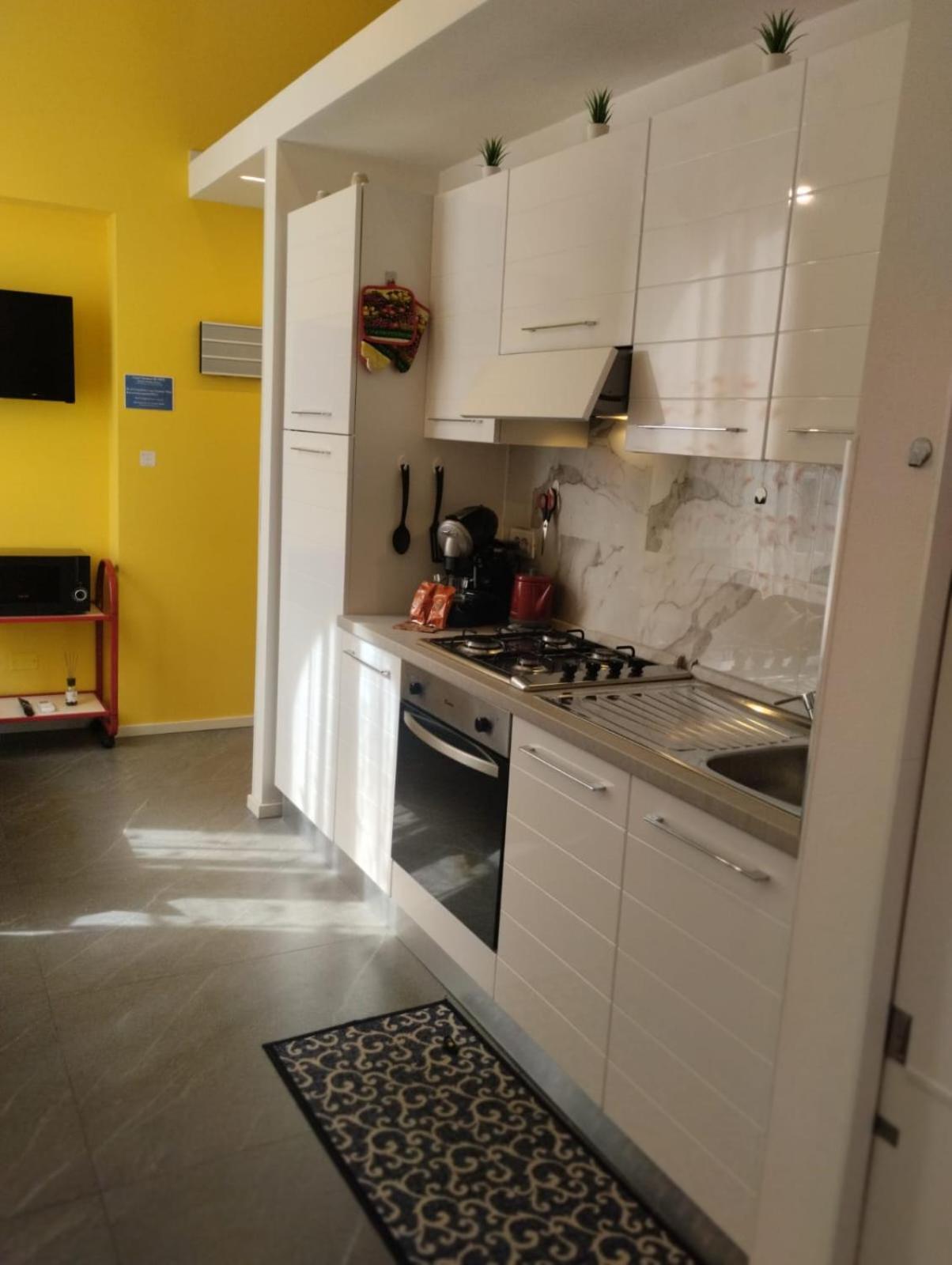 Casa Vacanze Buddy La Tua Base Per Visitare Il Mare Delle Cinque Terre Lägenhet La Spezia Exteriör bild
