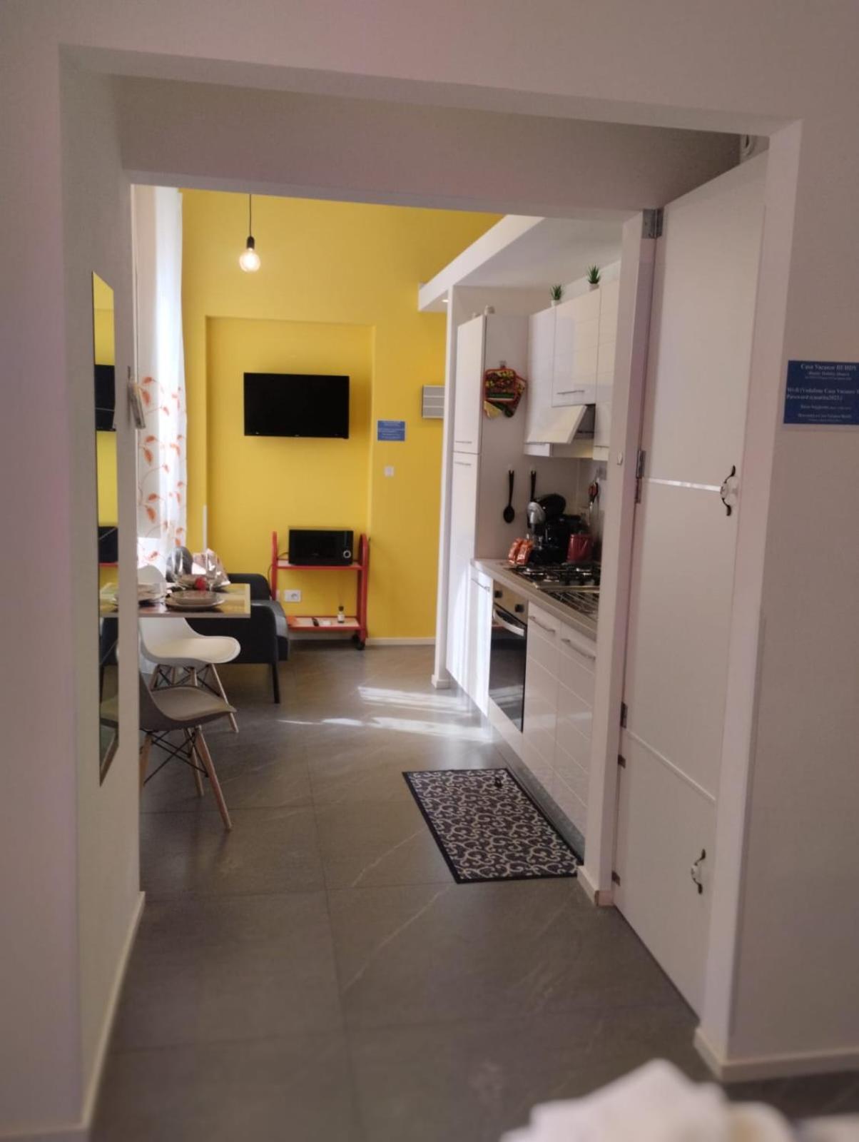 Casa Vacanze Buddy La Tua Base Per Visitare Il Mare Delle Cinque Terre Lägenhet La Spezia Exteriör bild