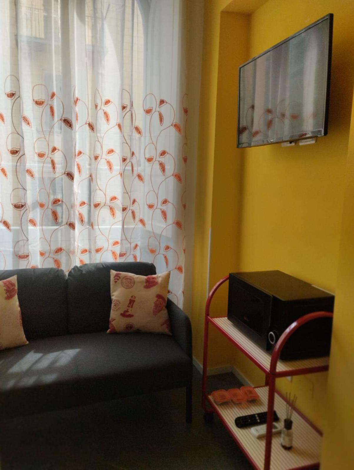 Casa Vacanze Buddy La Tua Base Per Visitare Il Mare Delle Cinque Terre Lägenhet La Spezia Exteriör bild