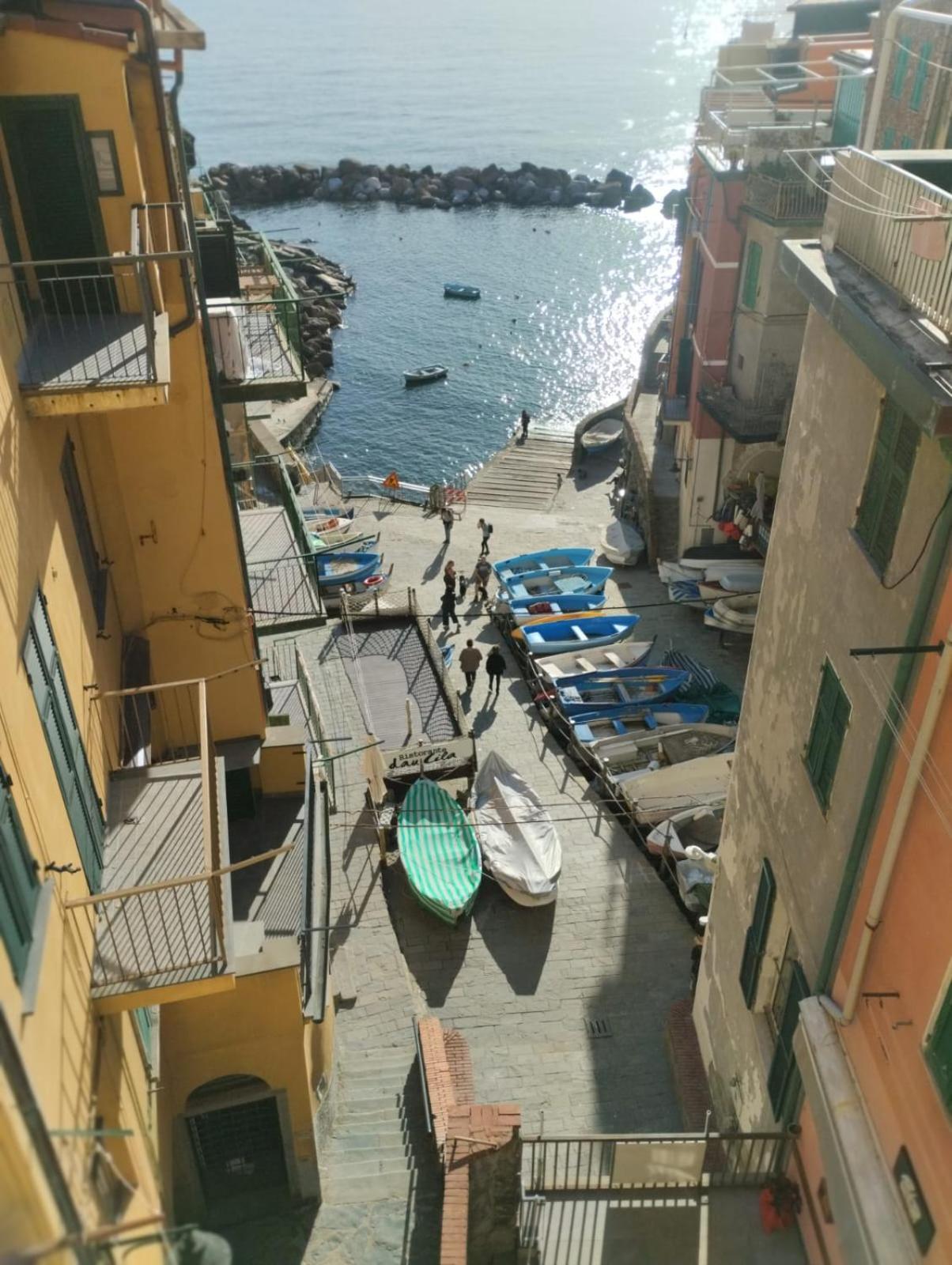 Casa Vacanze Buddy La Tua Base Per Visitare Il Mare Delle Cinque Terre Lägenhet La Spezia Exteriör bild