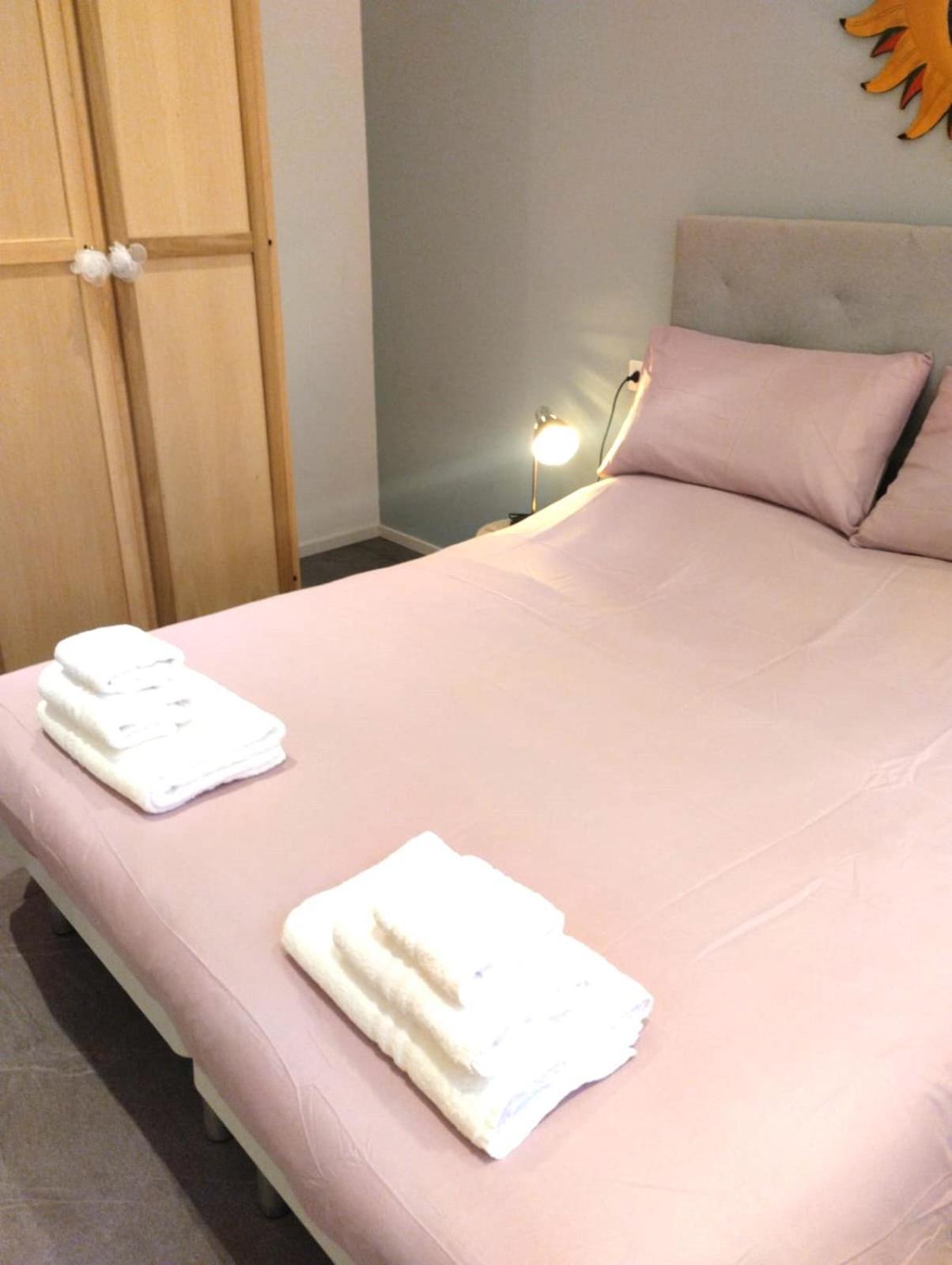 Casa Vacanze Buddy La Tua Base Per Visitare Il Mare Delle Cinque Terre Lägenhet La Spezia Exteriör bild